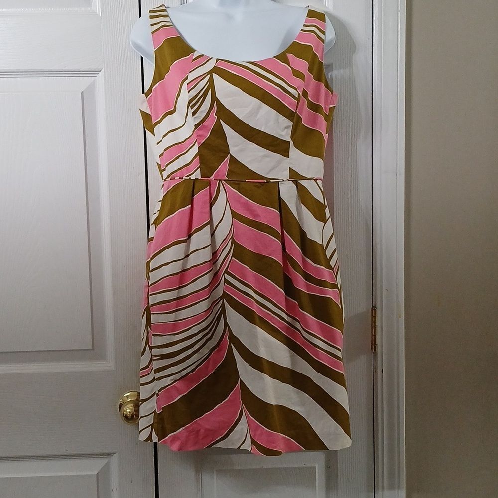 Trina Turk shift dress, pink, white, olive green pocket midi dress Sz 10
